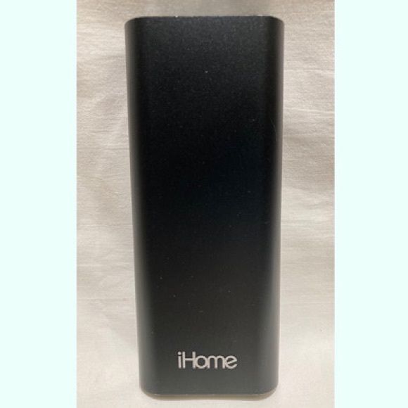 iHome Powerbank/Portable Charger 10000 mAh IH-PP1006 - Picture 1 of 8